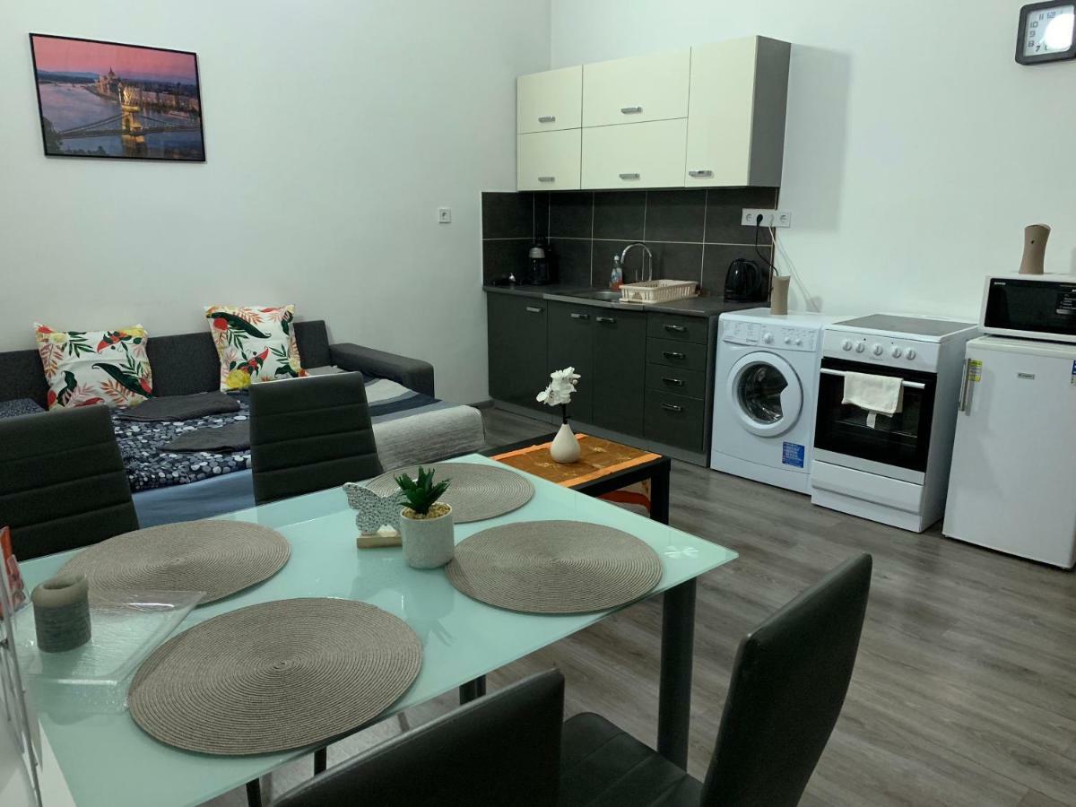Elizabeth Apartments บูดาเปสต์ ภายนอก รูปภาพ